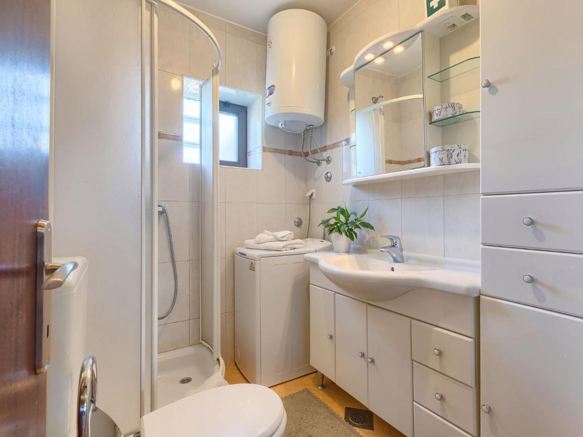 Apartment Chiara By Interhome Novigrad  Exterior photo